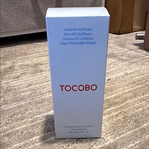 Calamine Pore Control Cleansing Oil - White